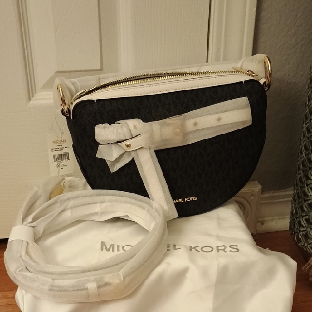 Michael Kors Black and Gold Crossbody Bag